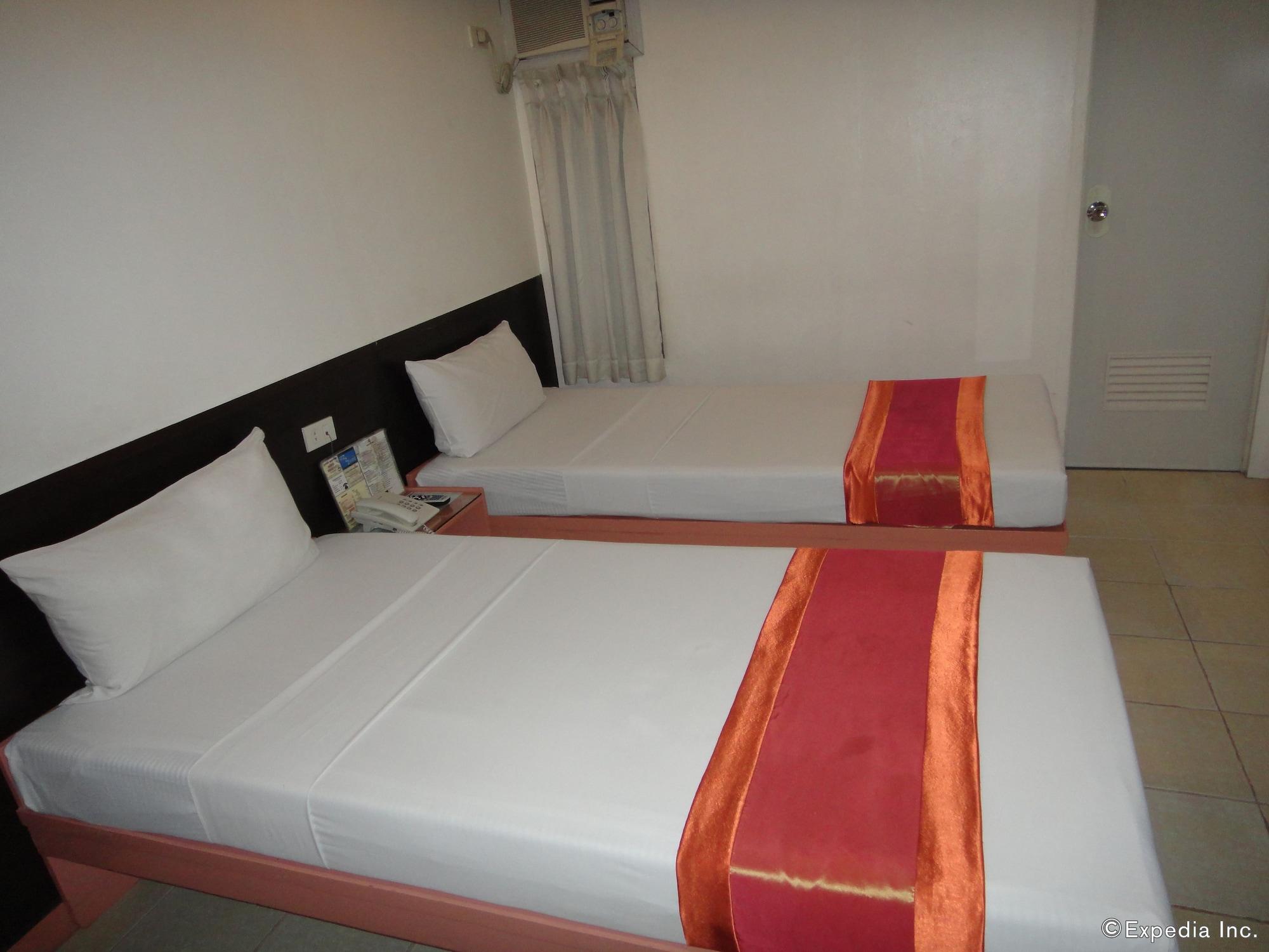 Hotel Pier Cuatro Cebu Exteriör bild